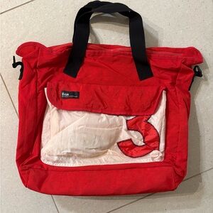 SLAM Red and White Zipper Tote Bag